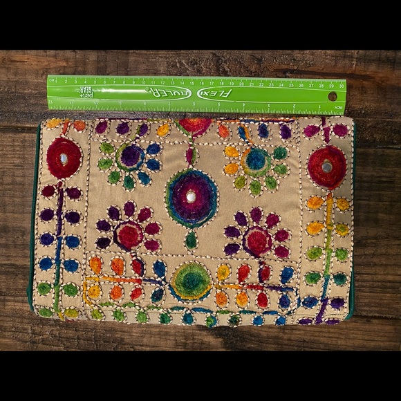 CLUTCH Summer Handbag Special Occasion Brunch Wedding Fun Unique Colorful - Picture 7 of 7